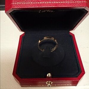 Cartier 18k love thin model 61